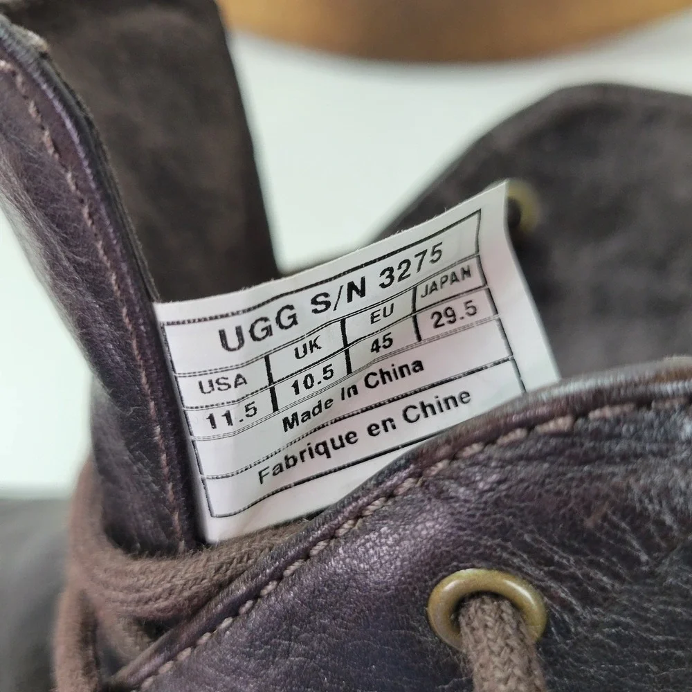 UGG Australia Leighton Mens Dark Brown Crinkled Leather Chukka Desert Boots 11.5